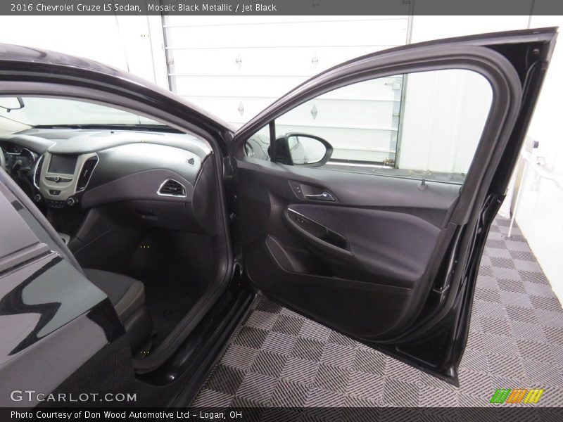 Mosaic Black Metallic / Jet Black 2016 Chevrolet Cruze LS Sedan