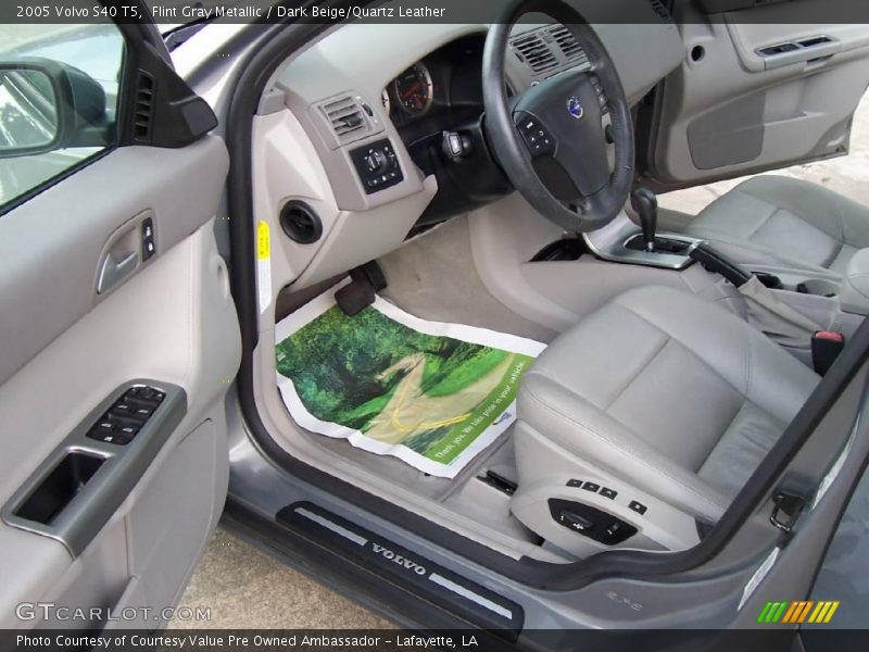 Flint Gray Metallic / Dark Beige/Quartz Leather 2005 Volvo S40 T5