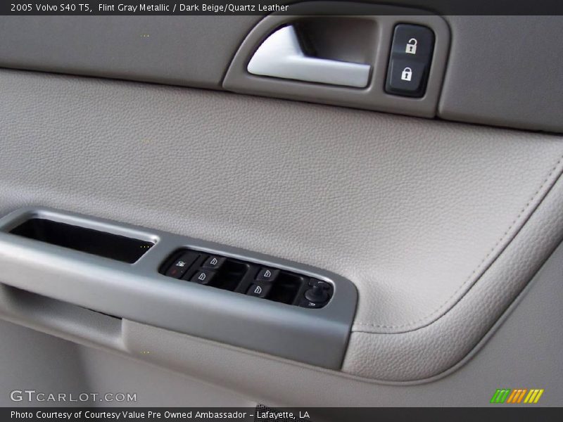 Flint Gray Metallic / Dark Beige/Quartz Leather 2005 Volvo S40 T5