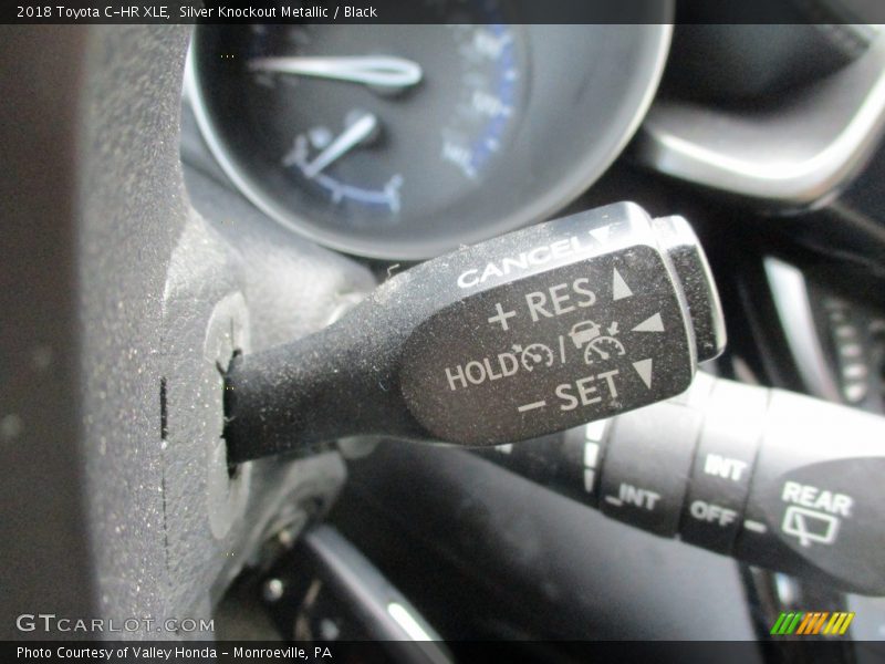 Silver Knockout Metallic / Black 2018 Toyota C-HR XLE