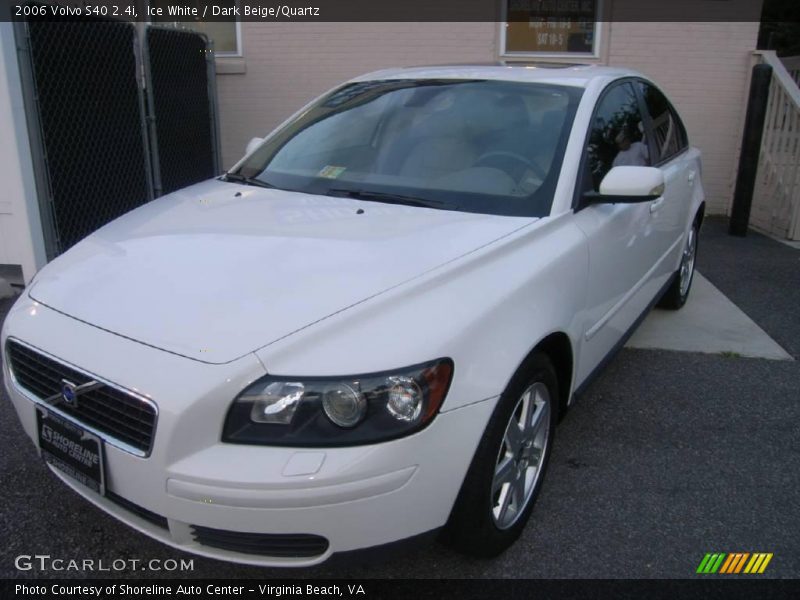 Ice White / Dark Beige/Quartz 2006 Volvo S40 2.4i