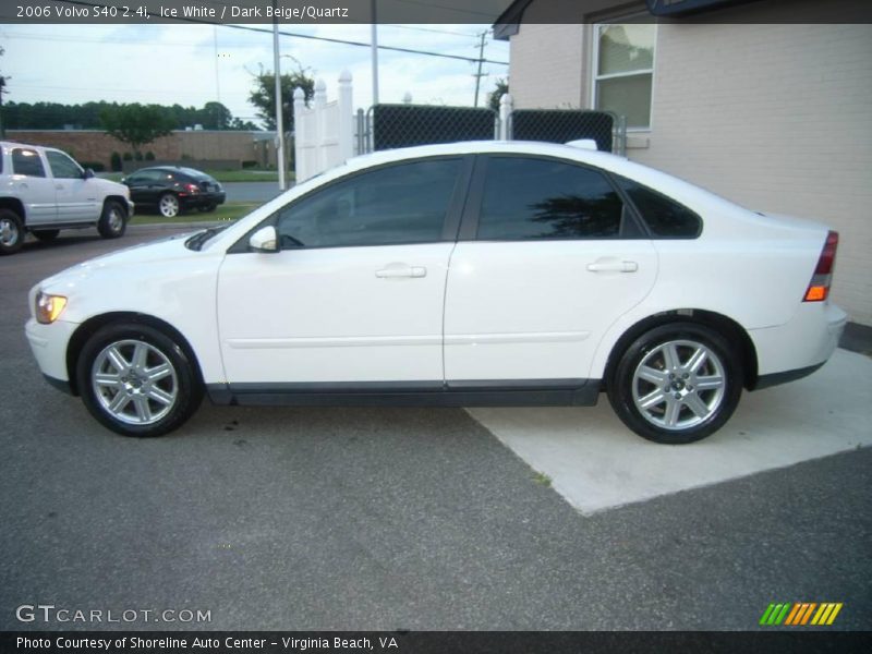 Ice White / Dark Beige/Quartz 2006 Volvo S40 2.4i