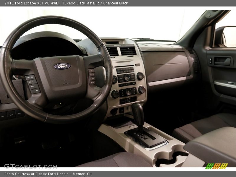 Tuxedo Black Metallic / Charcoal Black 2011 Ford Escape XLT V6 4WD