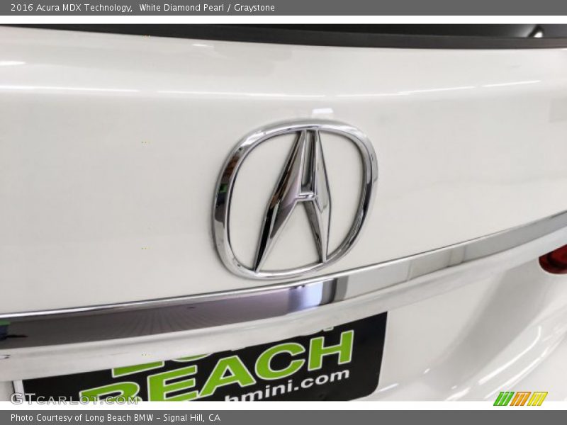 White Diamond Pearl / Graystone 2016 Acura MDX Technology