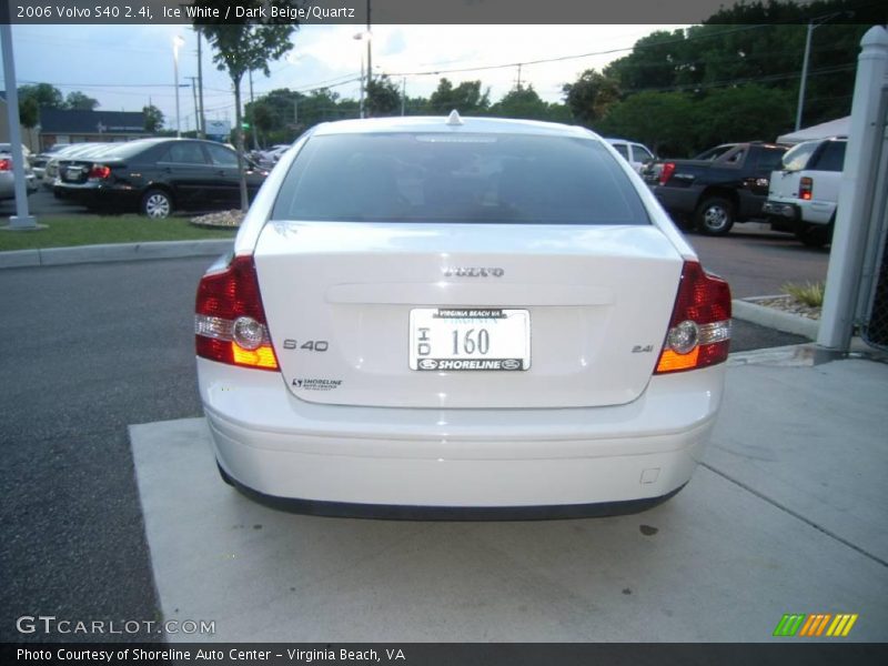 Ice White / Dark Beige/Quartz 2006 Volvo S40 2.4i