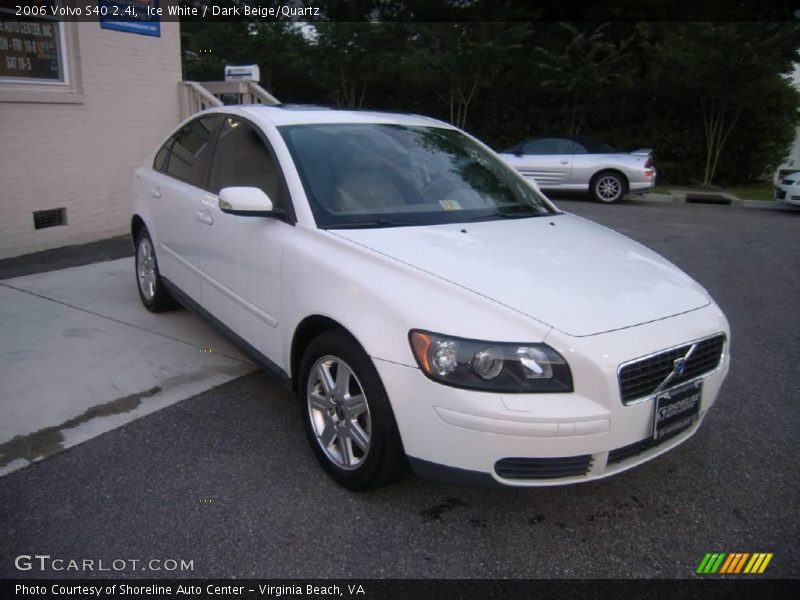 Ice White / Dark Beige/Quartz 2006 Volvo S40 2.4i