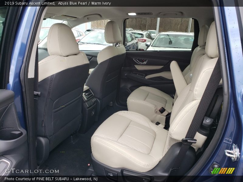 Abyss Blue Pearl / Warm Ivory 2019 Subaru Ascent Limited
