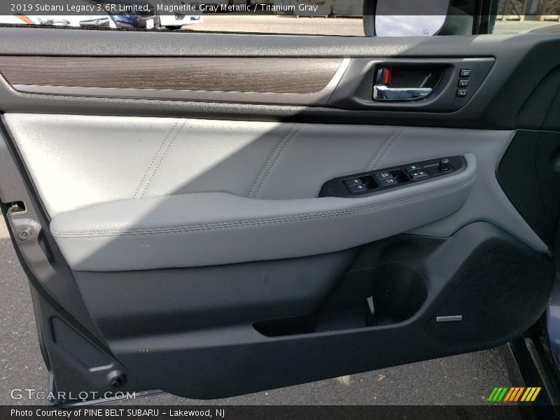Magnetite Gray Metallic / Titanium Gray 2019 Subaru Legacy 3.6R Limited