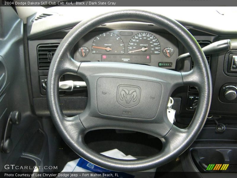 Black / Dark Slate Gray 2004 Dodge Dakota SXT Club Cab 4x4