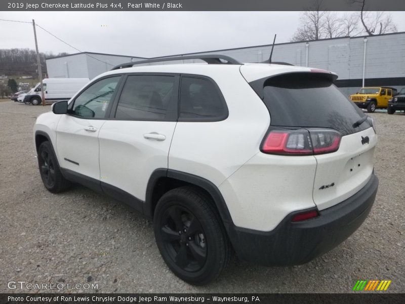 Pearl White / Black 2019 Jeep Cherokee Latitude Plus 4x4