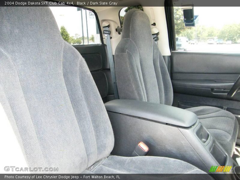 Black / Dark Slate Gray 2004 Dodge Dakota SXT Club Cab 4x4