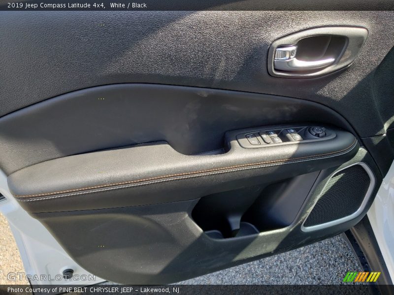 White / Black 2019 Jeep Compass Latitude 4x4
