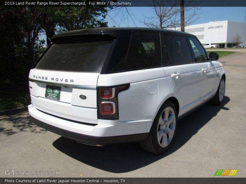 Fuji White / Ebony/Ivory 2019 Land Rover Range Rover Supercharged