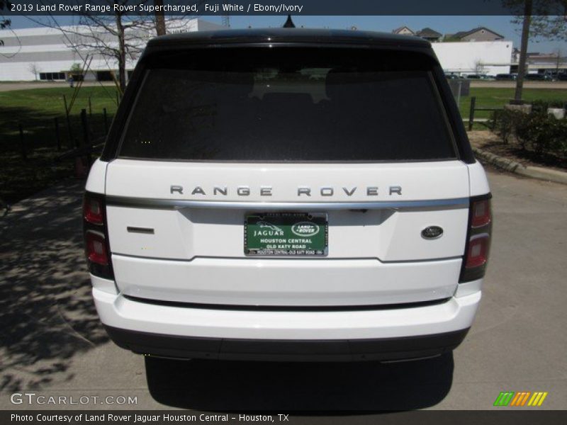 Fuji White / Ebony/Ivory 2019 Land Rover Range Rover Supercharged