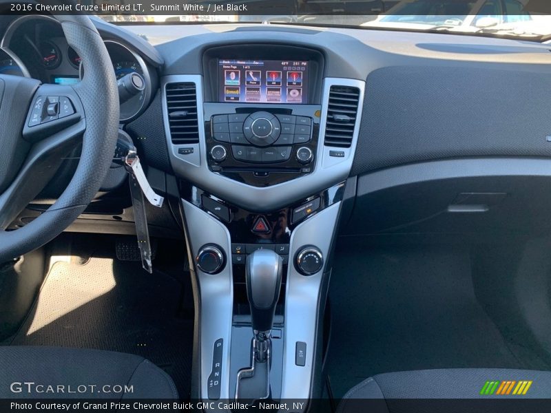 Summit White / Jet Black 2016 Chevrolet Cruze Limited LT