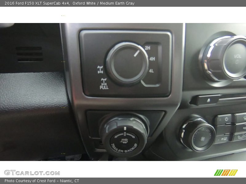 Oxford White / Medium Earth Gray 2016 Ford F150 XLT SuperCab 4x4