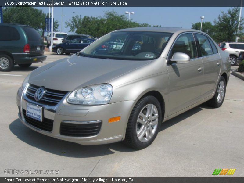 Wheat Beige Metallic / Pure Beige 2005 Volkswagen Jetta 2.5 Sedan