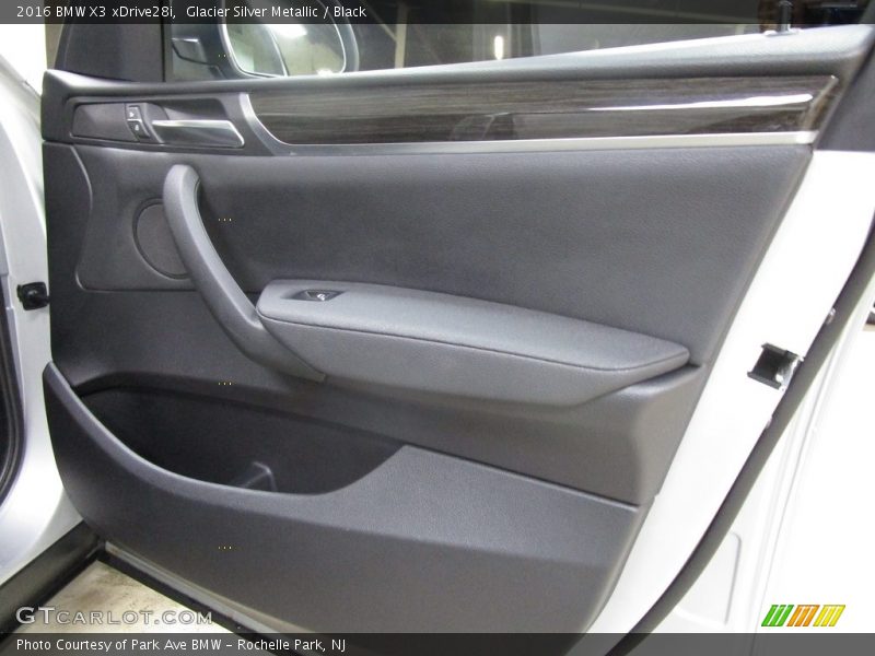 Glacier Silver Metallic / Black 2016 BMW X3 xDrive28i
