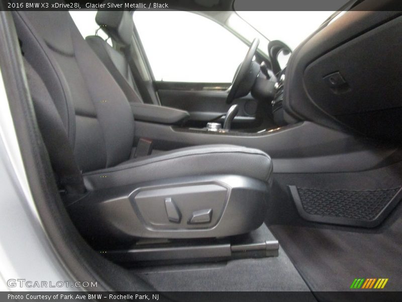 Glacier Silver Metallic / Black 2016 BMW X3 xDrive28i