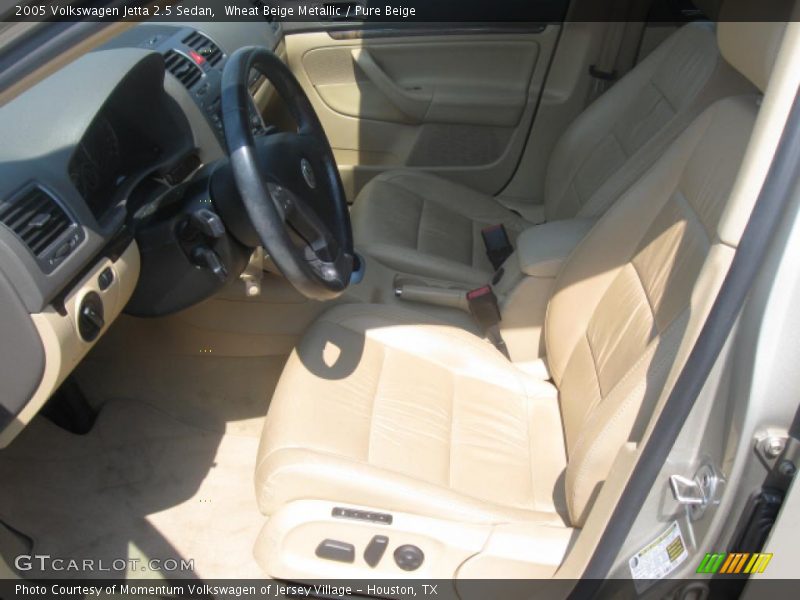 Wheat Beige Metallic / Pure Beige 2005 Volkswagen Jetta 2.5 Sedan