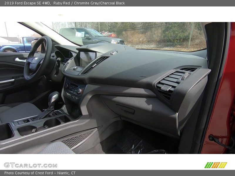 Ruby Red / Chromite Gray/Charcoal Black 2019 Ford Escape SE 4WD
