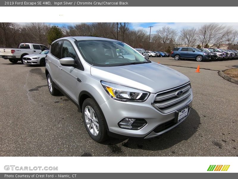 Ingot Silver / Chromite Gray/Charcoal Black 2019 Ford Escape SE 4WD