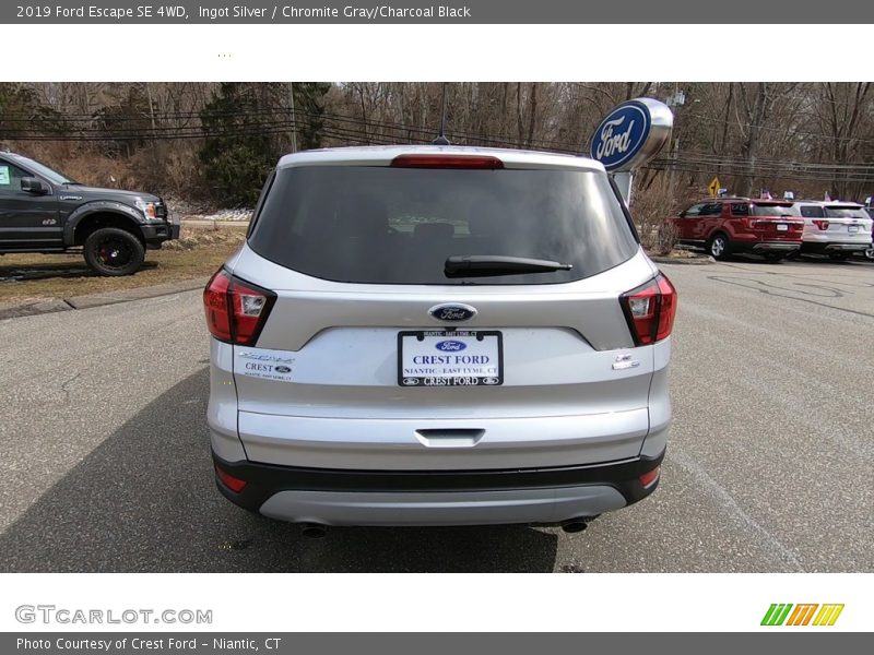 Ingot Silver / Chromite Gray/Charcoal Black 2019 Ford Escape SE 4WD