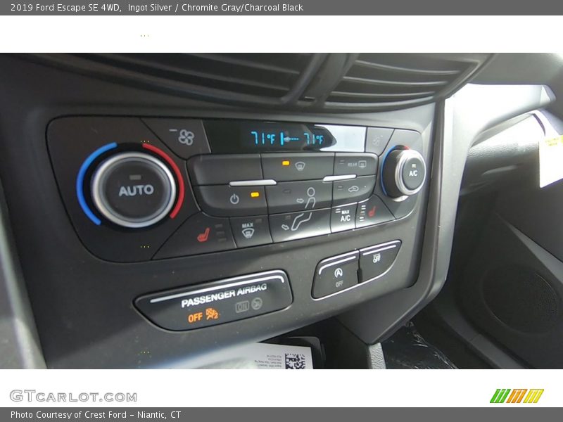 Ingot Silver / Chromite Gray/Charcoal Black 2019 Ford Escape SE 4WD