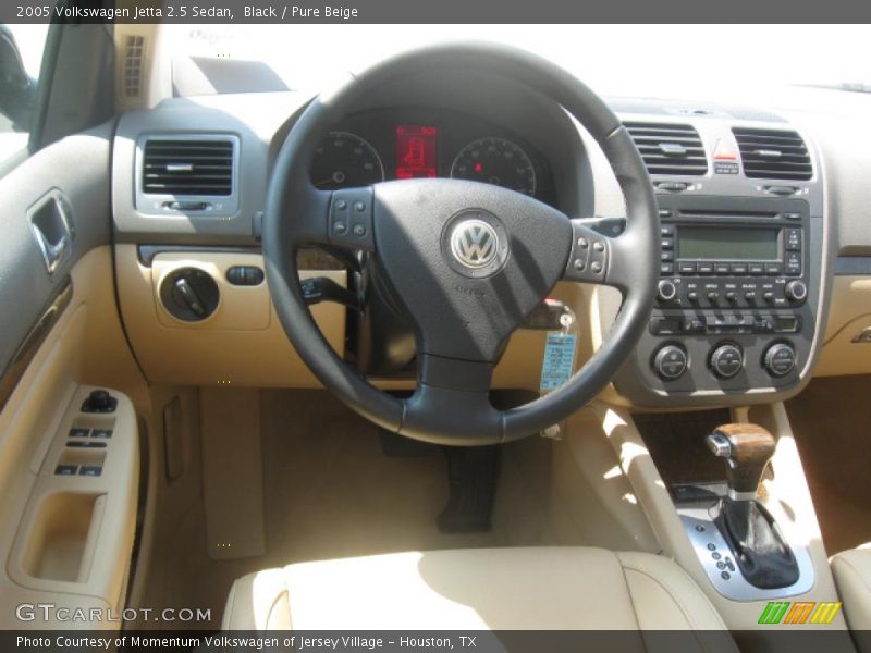Black / Pure Beige 2005 Volkswagen Jetta 2.5 Sedan