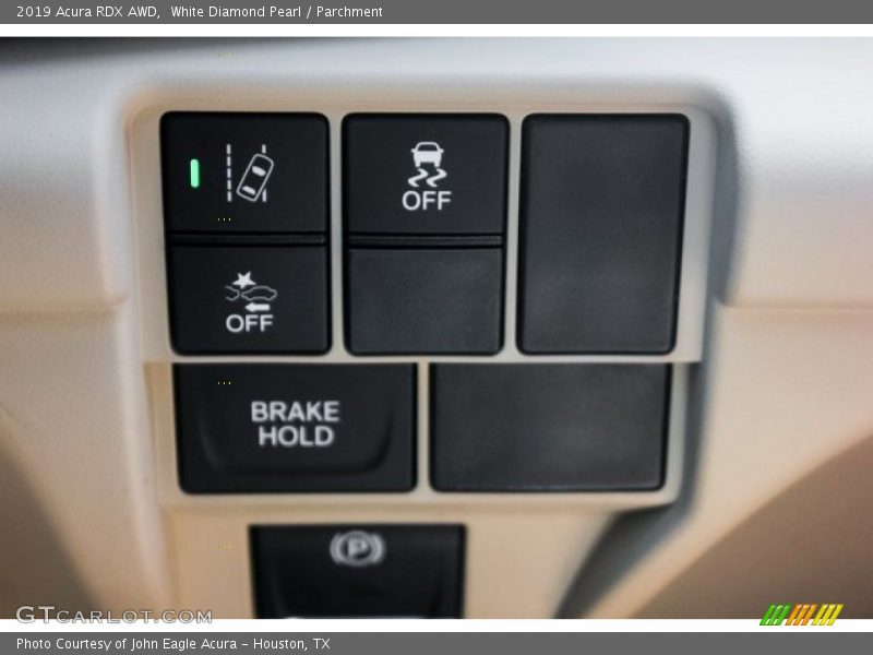 White Diamond Pearl / Parchment 2019 Acura RDX AWD