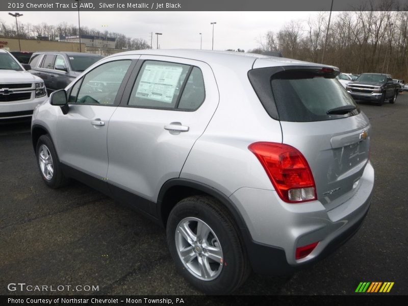 Silver Ice Metallic / Jet Black 2019 Chevrolet Trax LS AWD