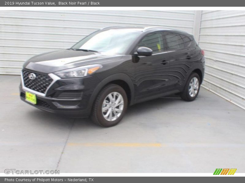 Black Noir Pearl / Black 2019 Hyundai Tucson Value