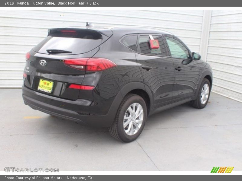 Black Noir Pearl / Black 2019 Hyundai Tucson Value