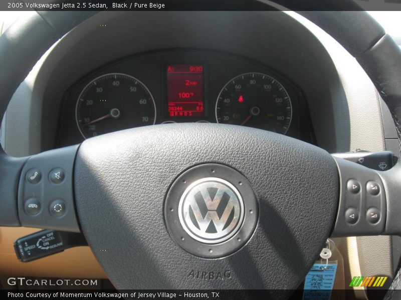 Black / Pure Beige 2005 Volkswagen Jetta 2.5 Sedan