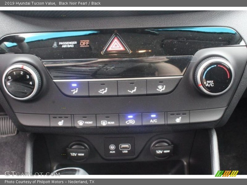 Black Noir Pearl / Black 2019 Hyundai Tucson Value