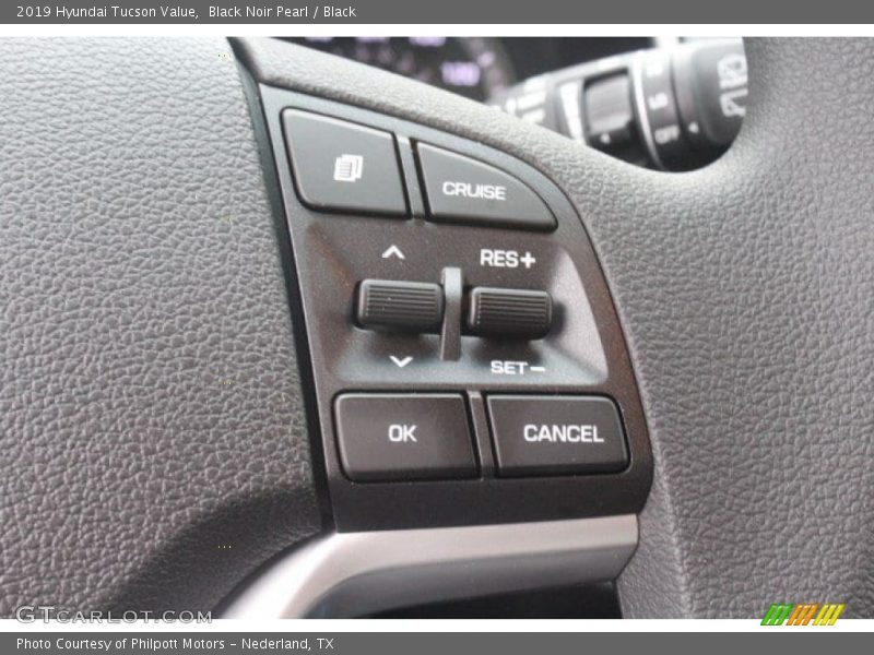 Black Noir Pearl / Black 2019 Hyundai Tucson Value