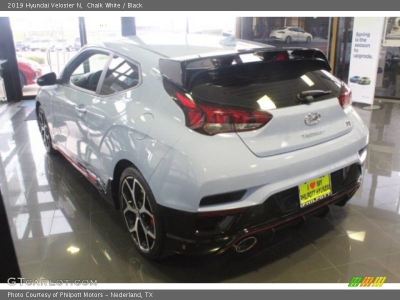 Chalk White / Black 2019 Hyundai Veloster N