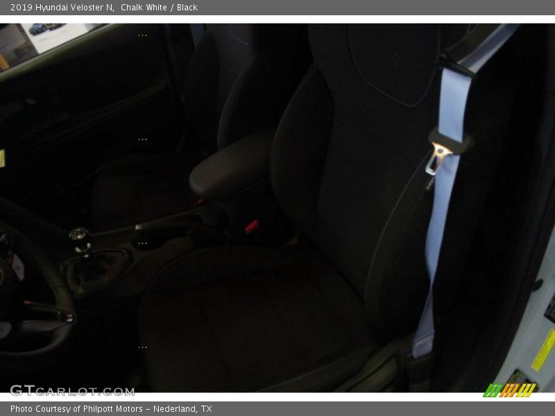 Chalk White / Black 2019 Hyundai Veloster N