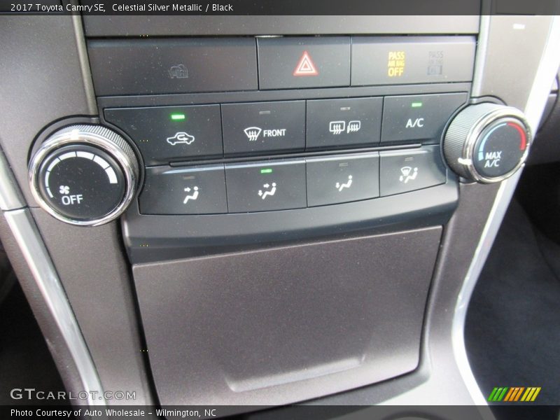 Celestial Silver Metallic / Black 2017 Toyota Camry SE