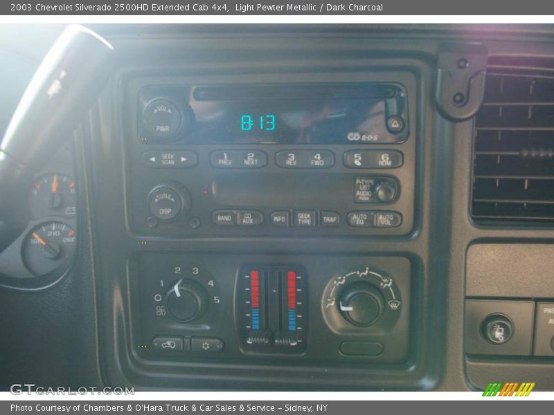 Light Pewter Metallic / Dark Charcoal 2003 Chevrolet Silverado 2500HD Extended Cab 4x4