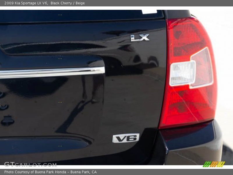 Black Cherry / Beige 2009 Kia Sportage LX V6