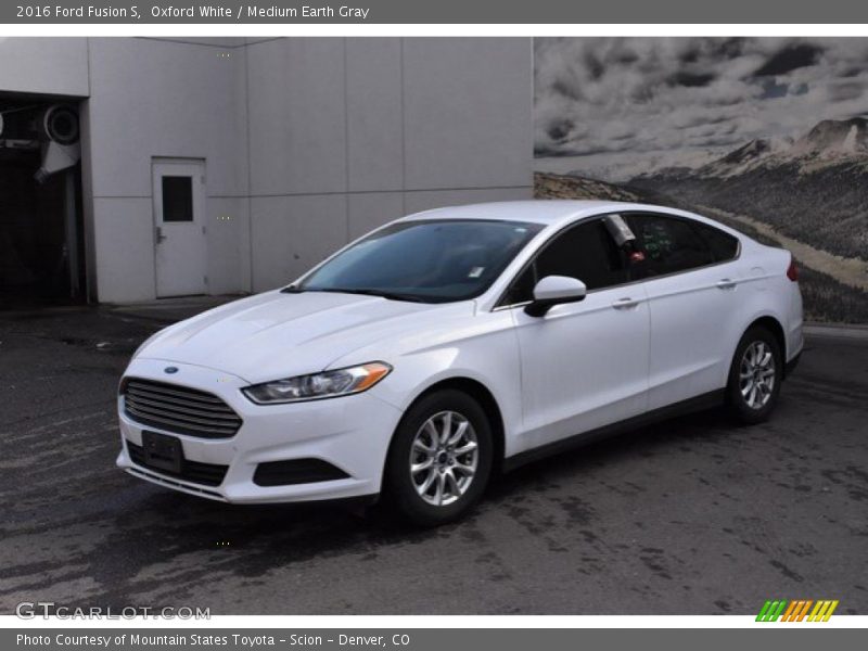 Oxford White / Medium Earth Gray 2016 Ford Fusion S