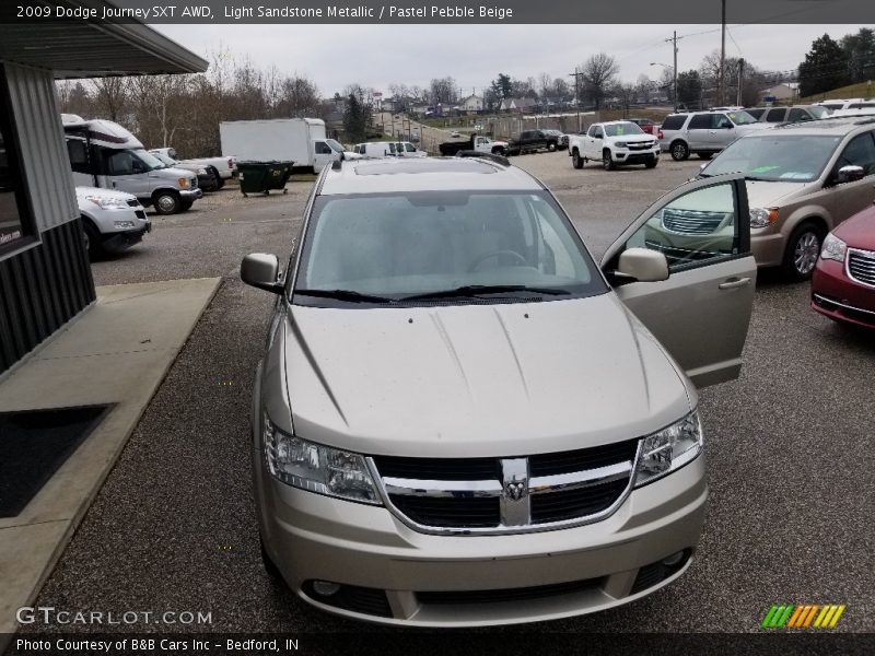 Light Sandstone Metallic / Pastel Pebble Beige 2009 Dodge Journey SXT AWD