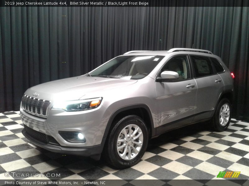 Billet Silver Metallic / Black/Light Frost Beige 2019 Jeep Cherokee Latitude 4x4