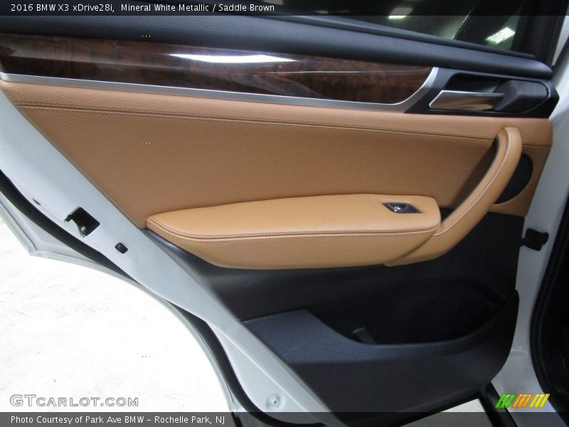 Mineral White Metallic / Saddle Brown 2016 BMW X3 xDrive28i
