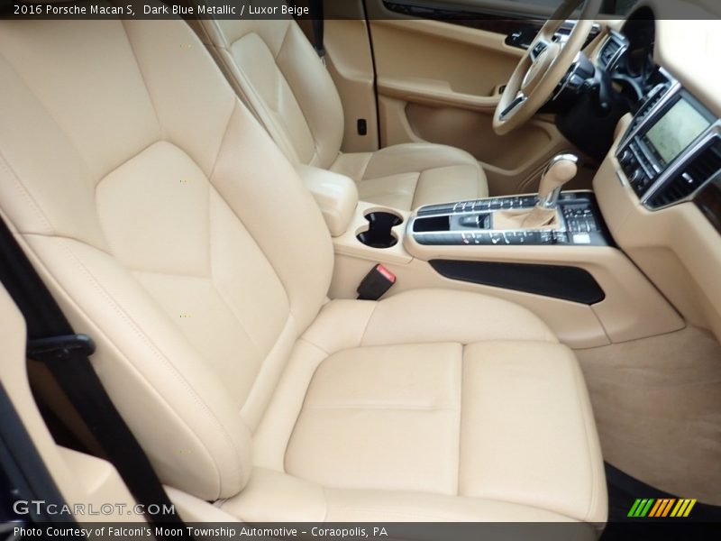 Dark Blue Metallic / Luxor Beige 2016 Porsche Macan S