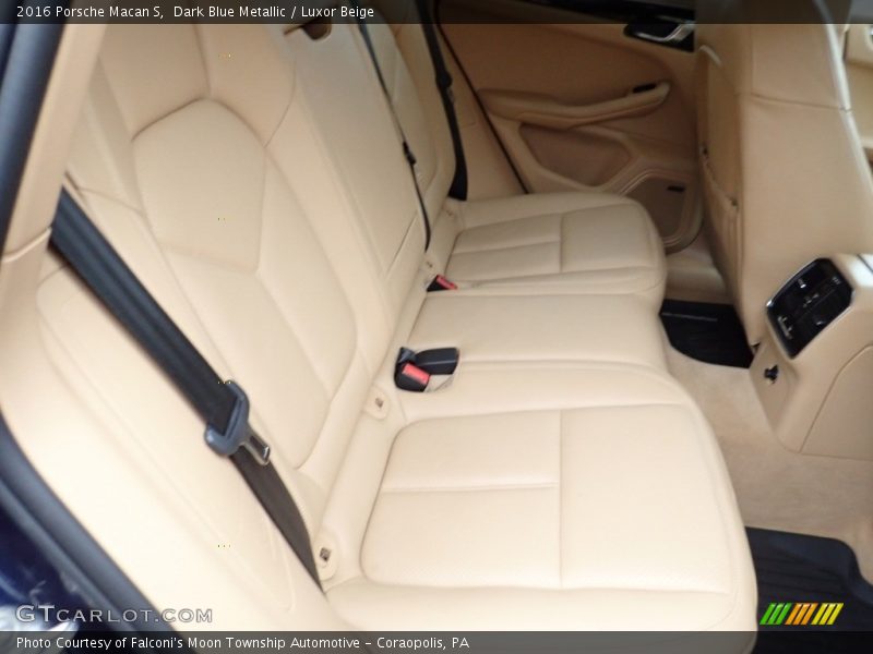 Dark Blue Metallic / Luxor Beige 2016 Porsche Macan S