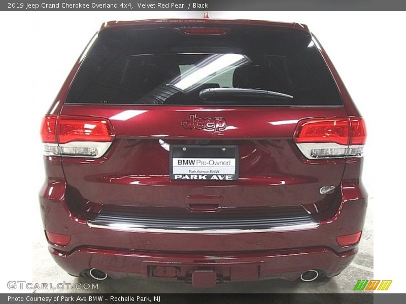 Velvet Red Pearl / Black 2019 Jeep Grand Cherokee Overland 4x4