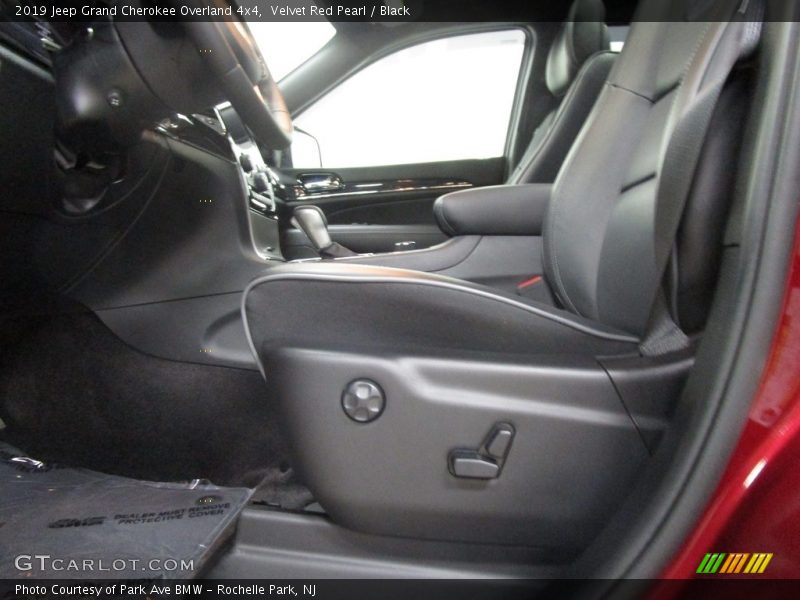 Velvet Red Pearl / Black 2019 Jeep Grand Cherokee Overland 4x4