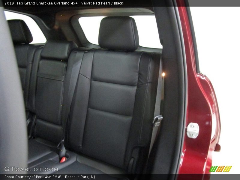 Velvet Red Pearl / Black 2019 Jeep Grand Cherokee Overland 4x4